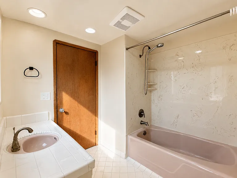 4469 Faulkner Dr — Photo 9