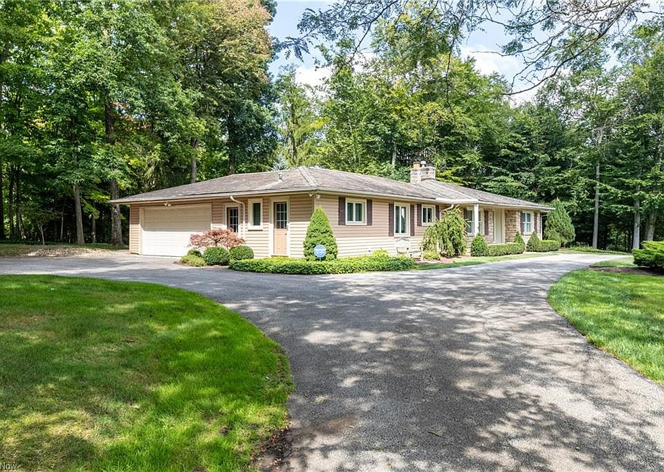 2nd image of 31001 Brookwood Dr