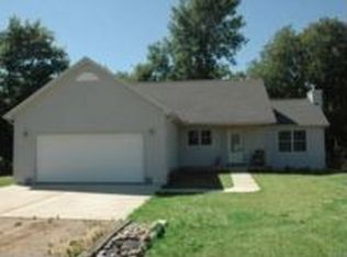 8920 S Alger Rd, Perrinton, MI 48871