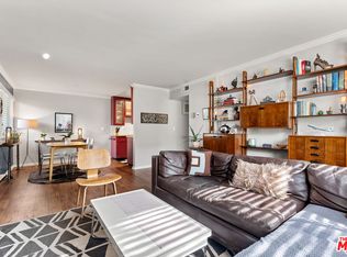 11813 Runnymede St APT 9, North Hollywood, CA 91605