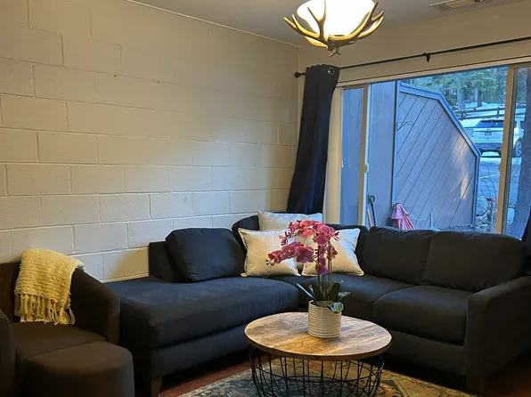 1410 Ski Run Blvd, South Lake Tahoe, CA 96150