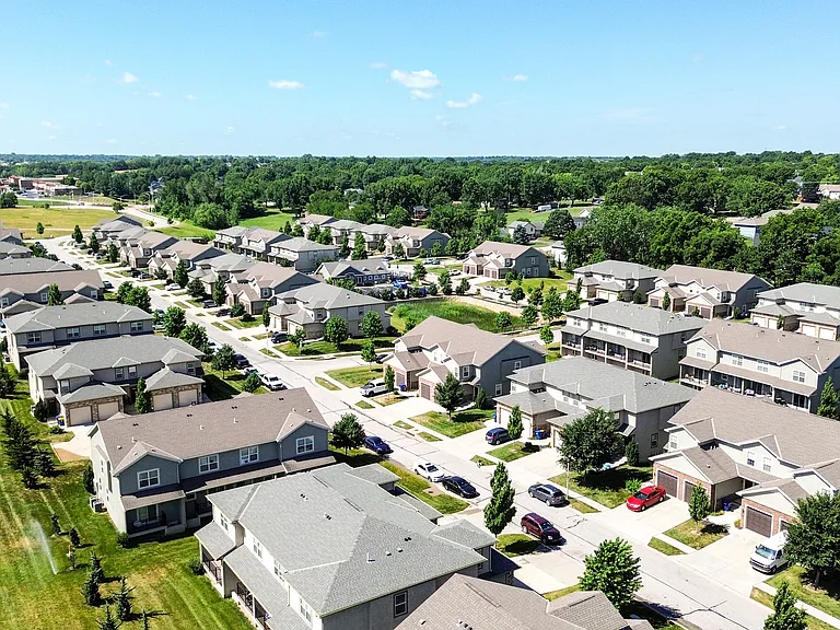 Prairie Pines Townhomes — Photo 53