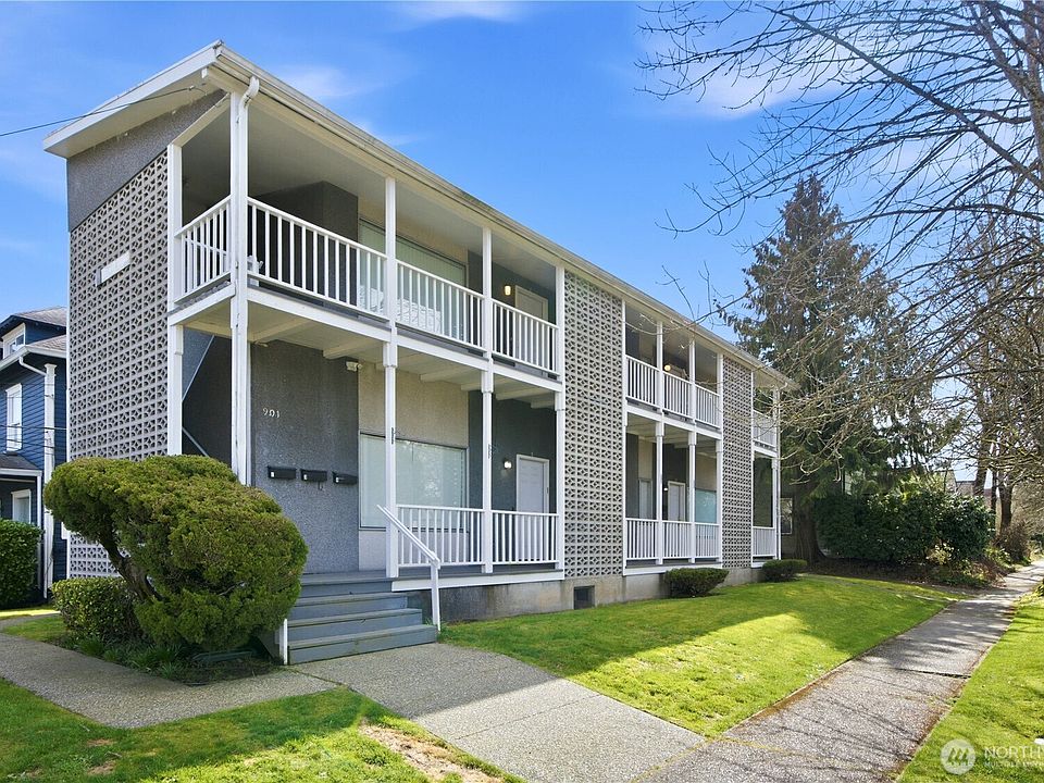 1st image of 901 S Grant Avenue