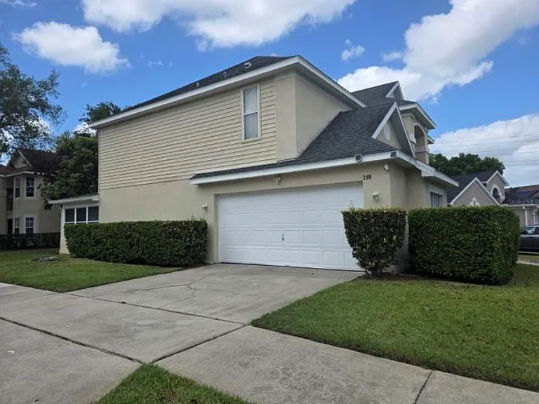289 Hanging Moss Cir — Photo 13