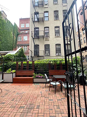 Rented by Tourma Realty LLC | media 10