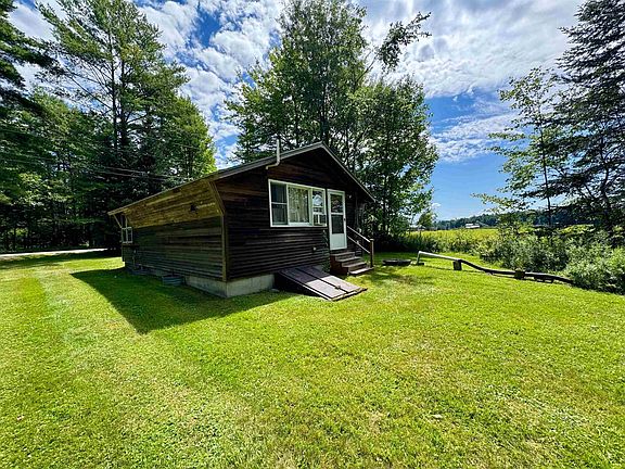 3rd image of 843 Perini Road