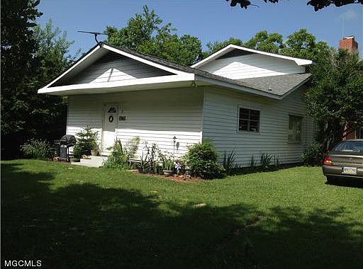 1st image of 23554 Heather Dr