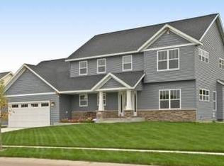 1720 Kerry Dr NE, Rochester, MN 55906