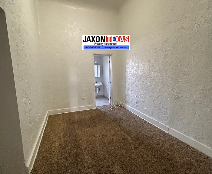 813 N Virginia St #1 — Photo 4