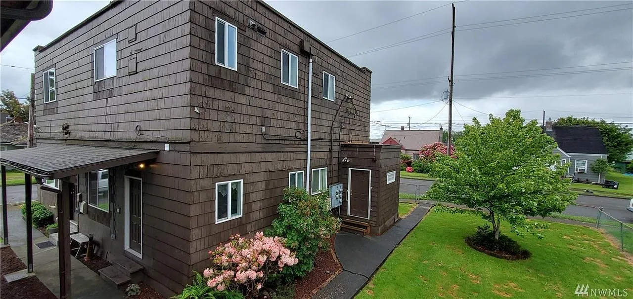 1 bed, $1,000 — Photo 1