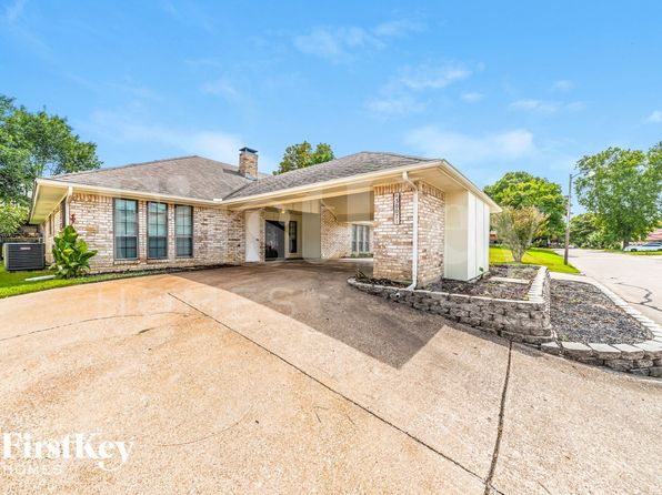 3007 Harbor Dr
