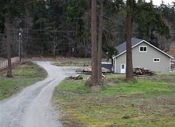 2nd image of 1382 Bonnie Ln