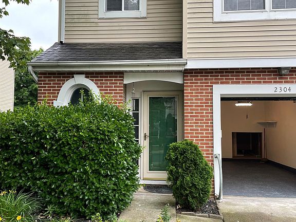 Attached 1-car garage