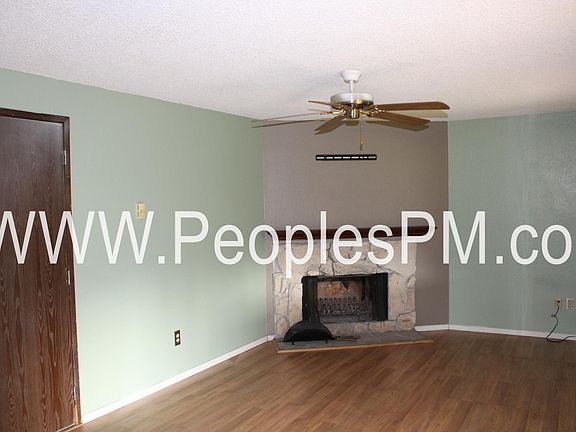 4th image of 9802 Wildwood Ave SW