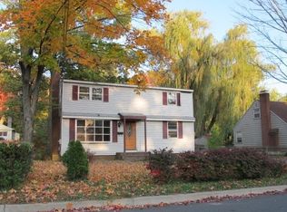 40 Fisher Rd, Middletown, CT 06457