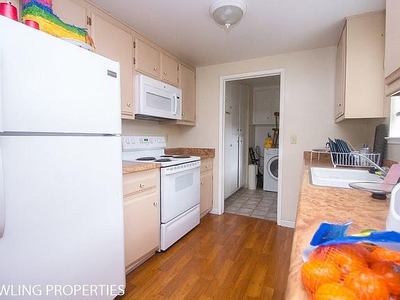 5th image of 531 Scripps Dr
