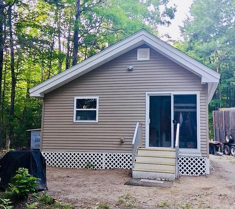 2nd image of 1564 New Sharon Road