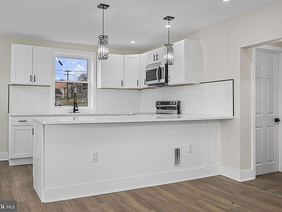 5th image of 837 Philadelphia Ave