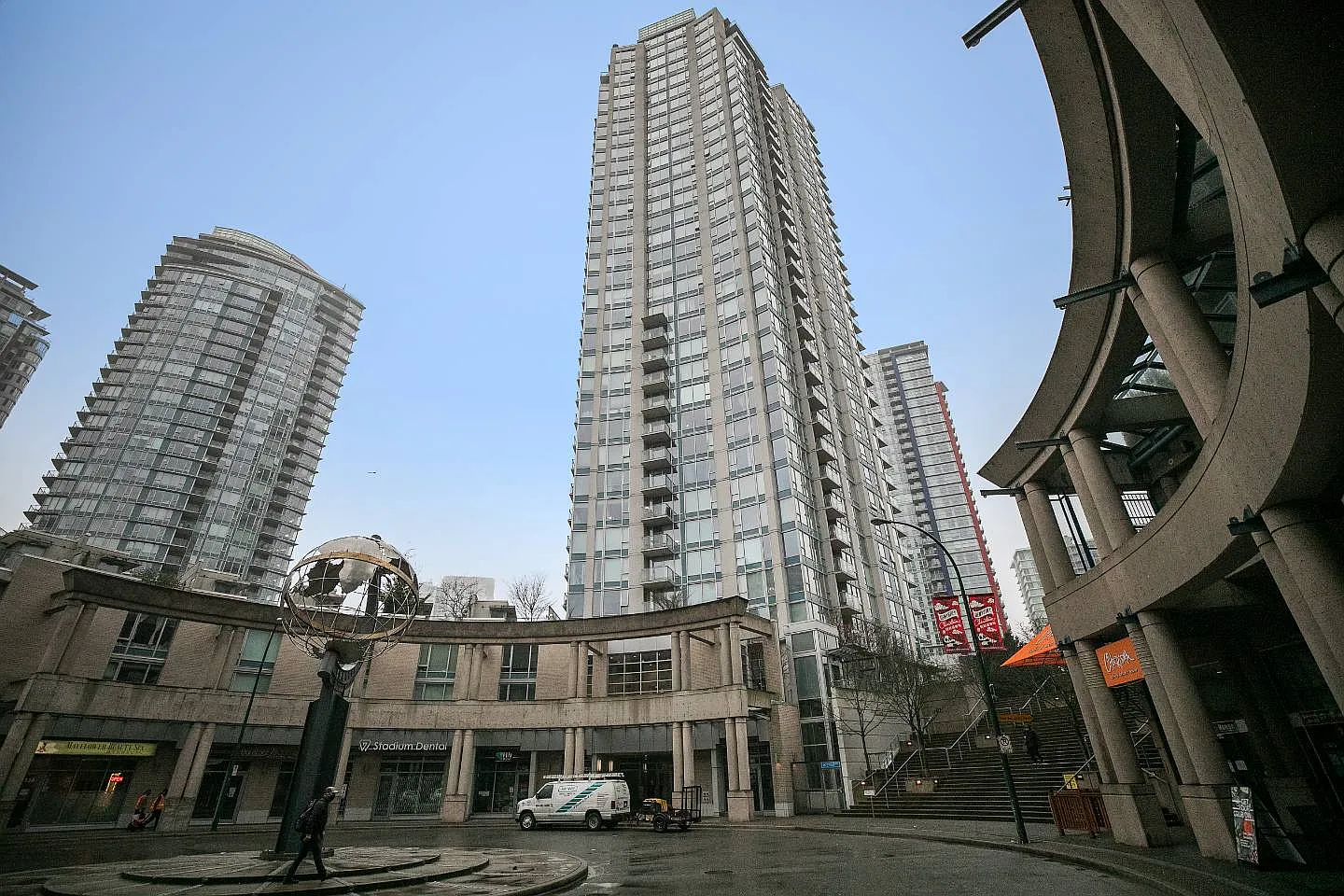 1907-188 Keefer — Photo 4