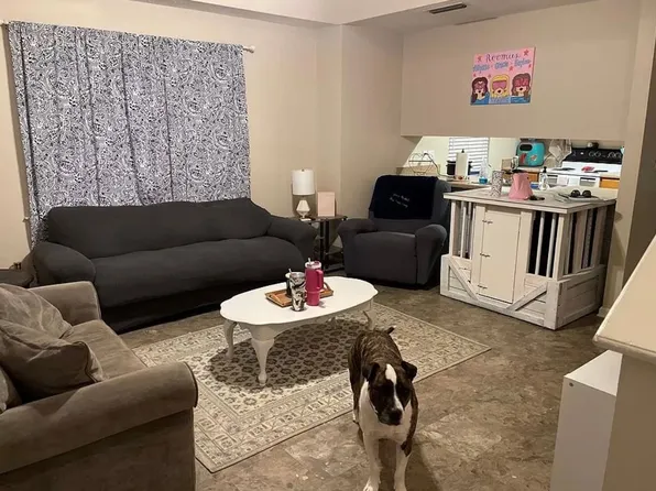 608 Elm St, Troy, AL