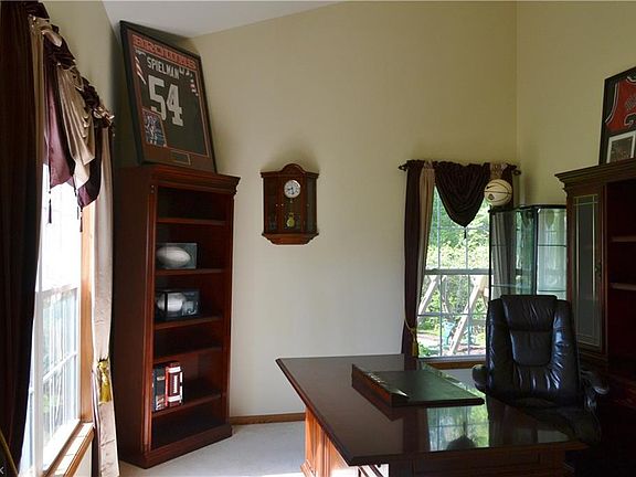 5th image of 1643 Hannum Dr