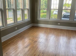 12660 Cedar Rd, Cleveland, OH