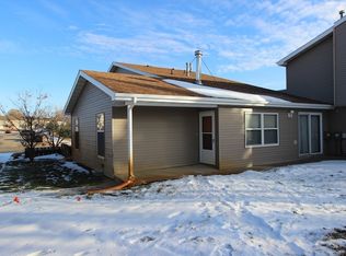 626 27th St W, Dickinson, ND 58601