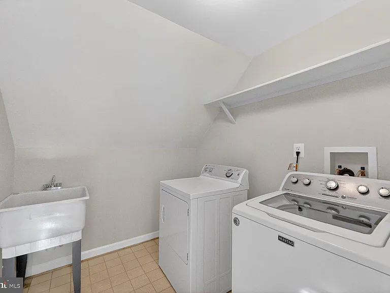 12600 Maidens Bower Dr — Photo 42