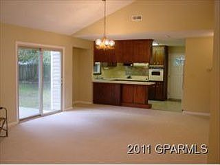 2nd image of 112 Lisa Ln