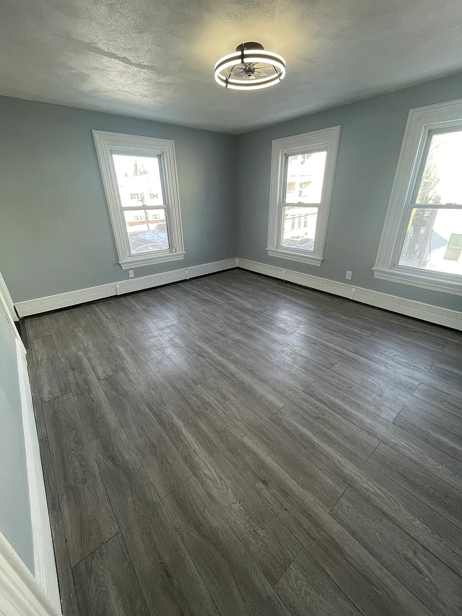 Building Photo - 8 Bagley St #2
