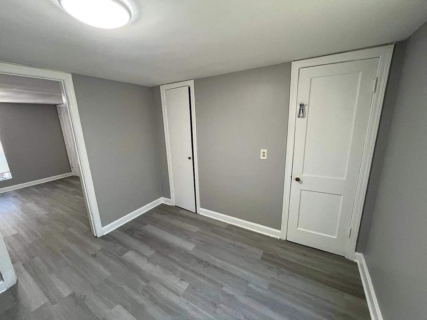 Howard Avenue 2931 — Photo 4