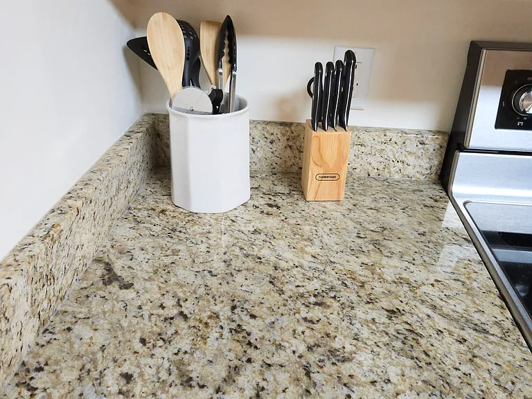 185 Lakewood Dr — Photo 15