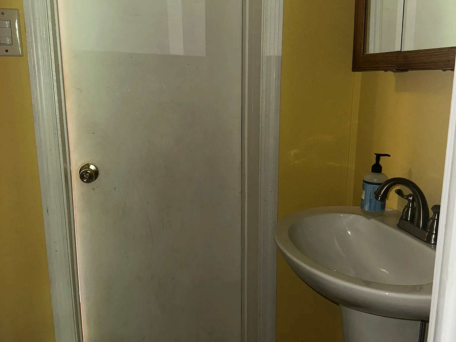 3 bed, 1.5 bath, 1056 sqft, $1,425 — Photo 4