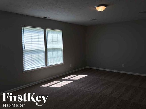 4th image of 2432 Majestic Prince Dr