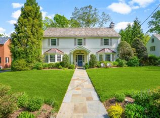 1 Eck Pl, New Rochelle, NY 10804