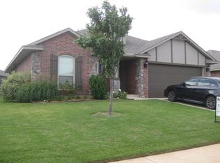 4236 Red Apple Ter, Moore, OK 73160