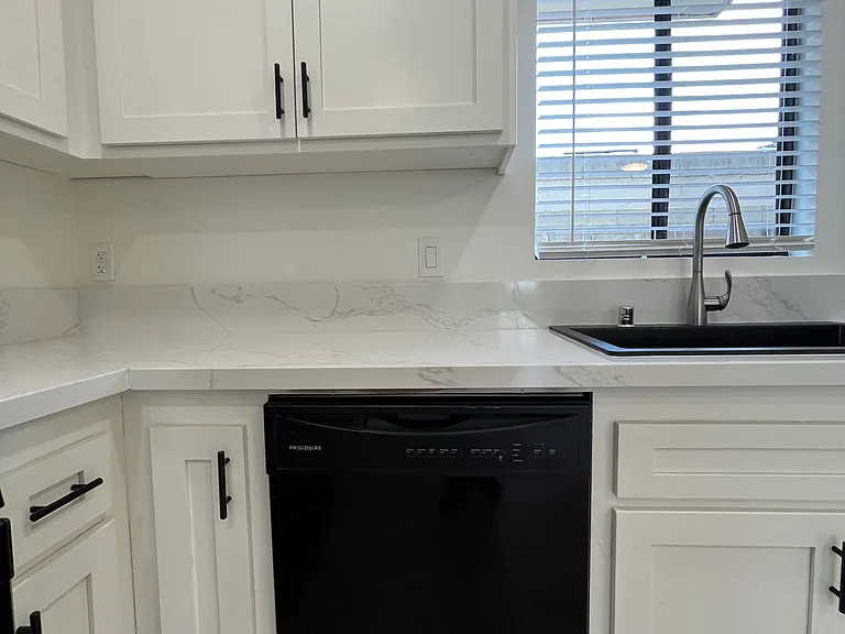 1216 E La Palma Ave — Photo 17