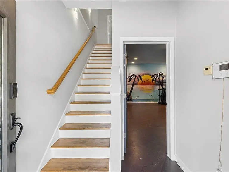 238 Walker St SW #37 — Photo 3