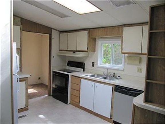 2nd image of 3910 133rd Street Ct NW