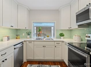 701 136th Pl NE APT B5, Bellevue, WA 98005