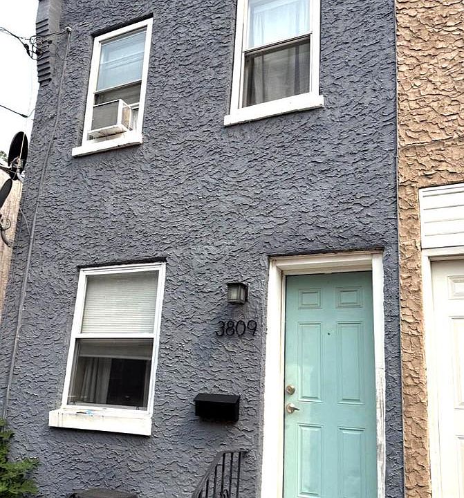 1st image of 3809 Melon St