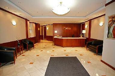 3rd image of 900 N Stafford St APT 1808