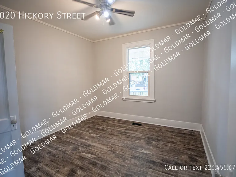 1020 Hickory Rd — Photo 8