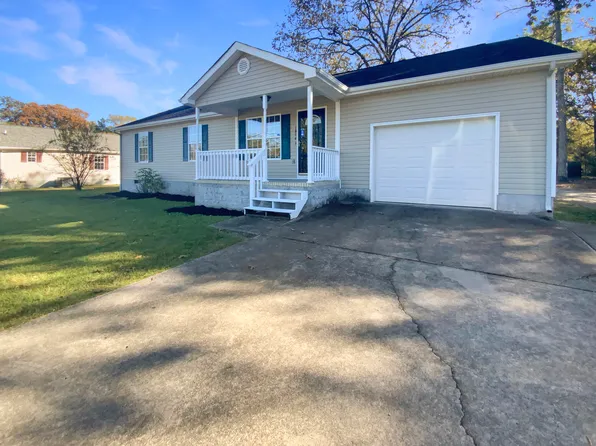 1874 E State Line Rd, Rossville, GA 30741