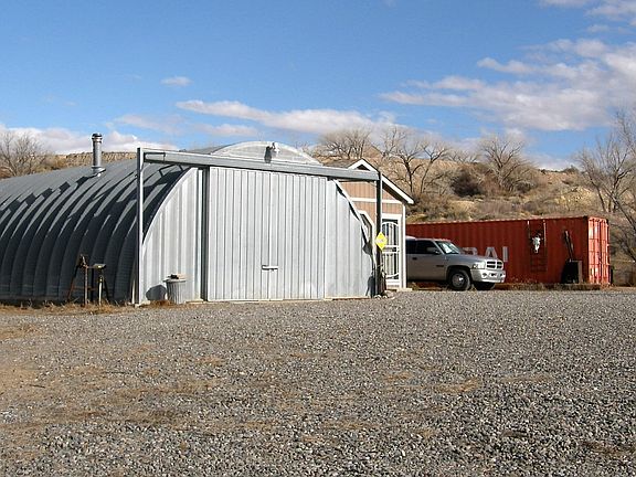quonset hut