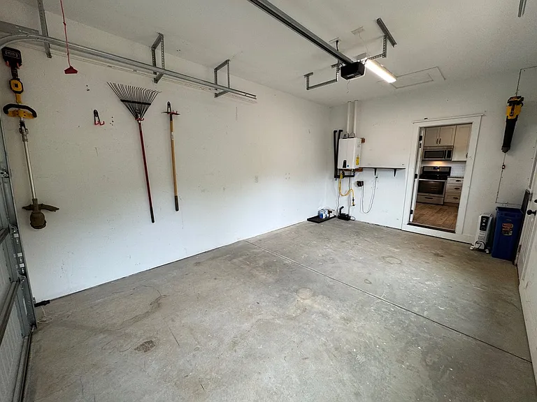 121 Chepstow Pl — Photo 34