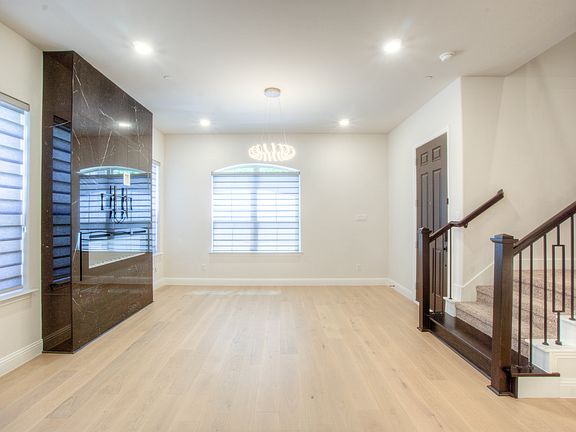 5th image of 4429 Murphy Ln