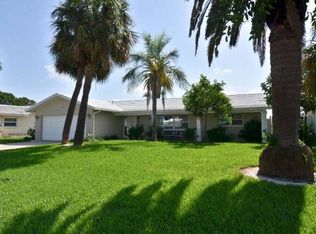 1252 80th St S, Saint Petersburg, FL 33707
