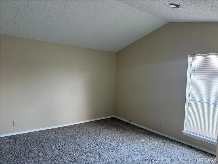 12022 E 28th St — Photo 7