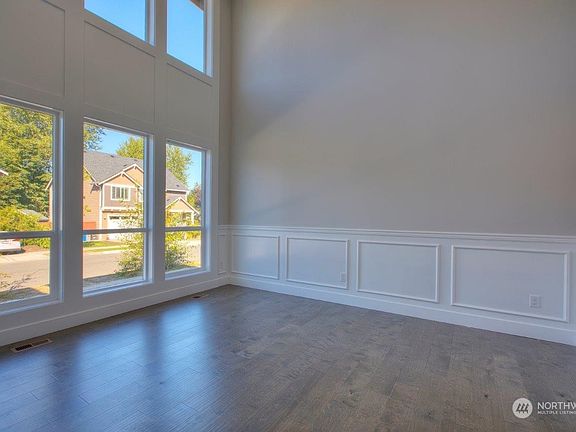3rd image of 23710 134th Avenue SE